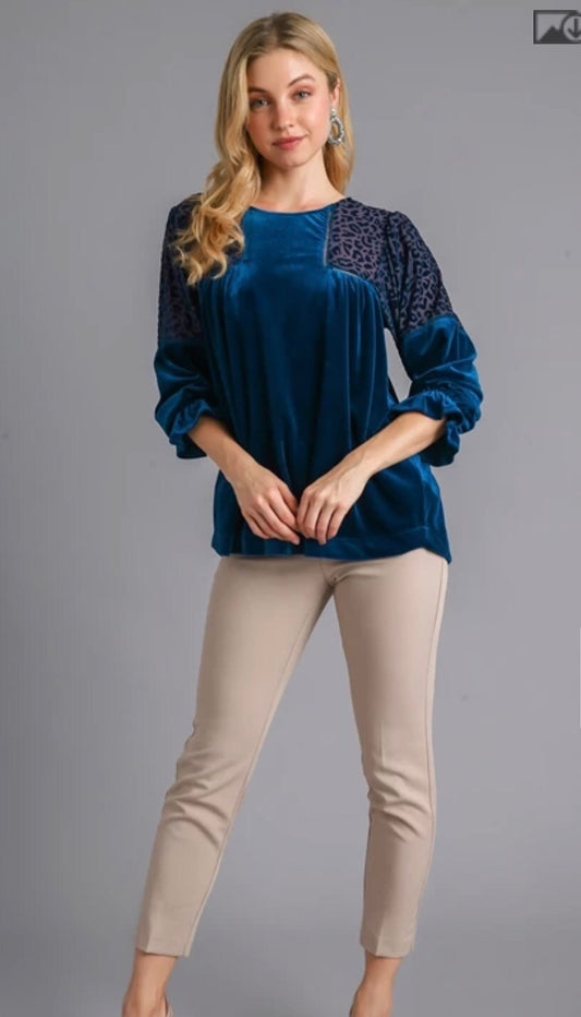 BLUE VELVET TOP